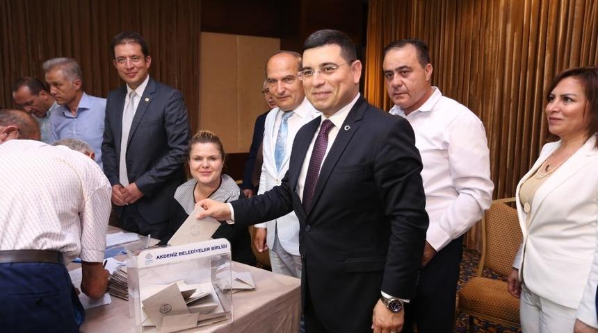 AKBB yine T&uuml;t&uuml;nc&uuml; dedi