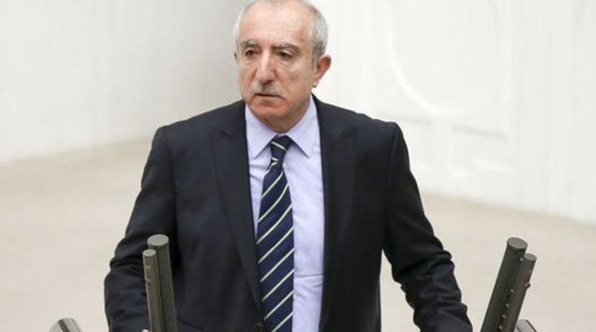 AK Partili Miroğlu'nda flaş yorum: MHP'lilerle Kürtler arasında fark kalmadı