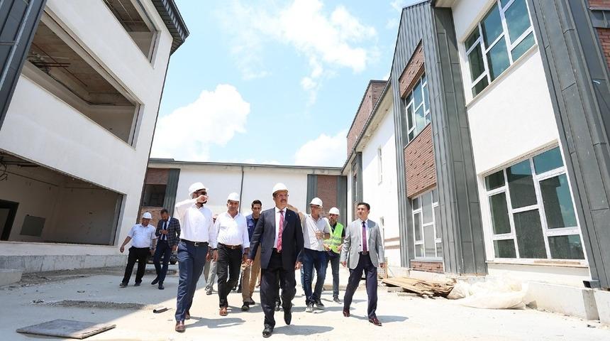 Rektör Bağ: “Karahayıt uluslararası platformlarda bir markaya dönüşecek”