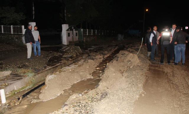 Burdur'da yağış 10 bin dekar tarım arazisine zarar verdi
