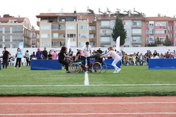 Özel Çocuklar yaz şenliklerinde  coştu G5