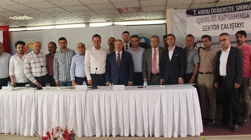 Hakkari&rsquo;de 1. Kamu &Uuml;niversite-Sanayi İşbirliği Sekt&ouml;r &Ccedil;alıştayı