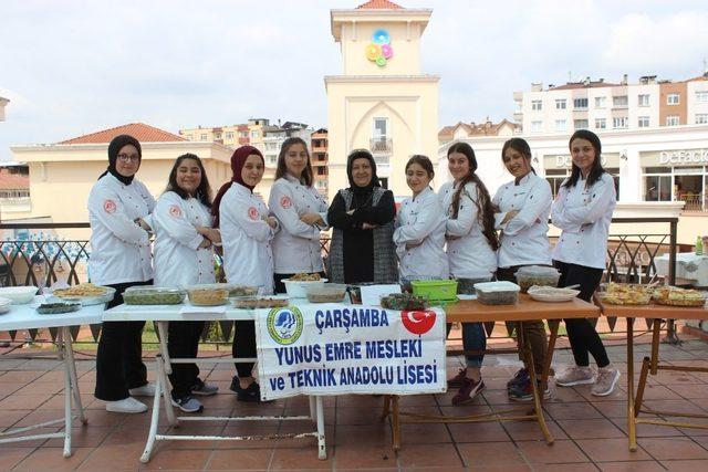 Öğrencilerden ‘Yöresel Yemek Şenliği’