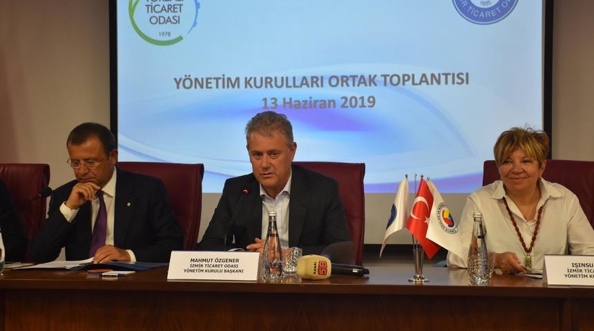 Odalar ve borsalar, pamukta prim beklentisi için harekete geçti