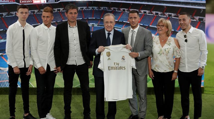 Real Madrid, Eden Hazard'ı basına tanıttı