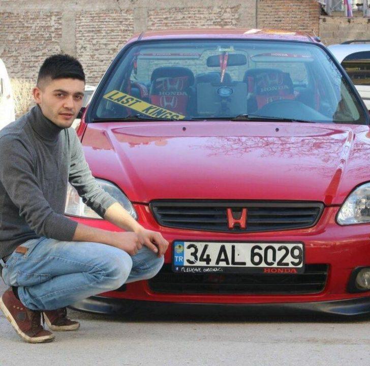 Seyir halindeki araçta silahlı saldırıya uğradı! G2