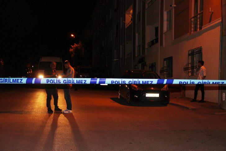 Seyir halindeki araçta silahlı saldırıya uğradı! G3