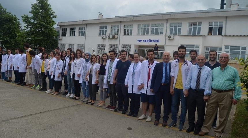 KTÜ Tıp Fakültesi’nde sigaranın zararlarına dikkat çektiler