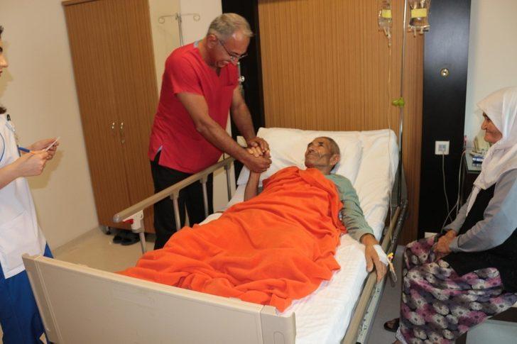 (Özel) 40 santim büyüyen böbrek laparoskopik cerrahi ile alındı G3