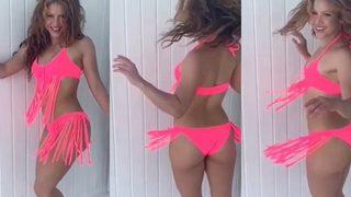Shakira pembe bikinisiyle hayran bıraktı! 