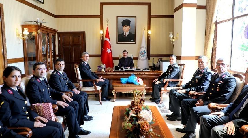 Erzincan İl Jandarma Komutanlığından Vali Arslantaş&rsquo;a ziyaret