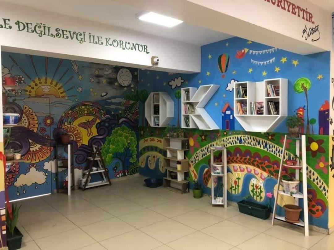 Silopi&rsquo;de okul koridoru eğitim sokağına &ccedil;evrildi