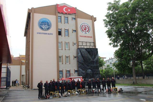 Büyükşehir Belediyesi ekipleri teyakkuz halinde çalışmalarını sürdürüyor