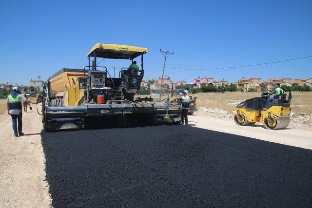 Büyükşehir asfalt sezonunda çalışmalarını yoğunlaştırdı