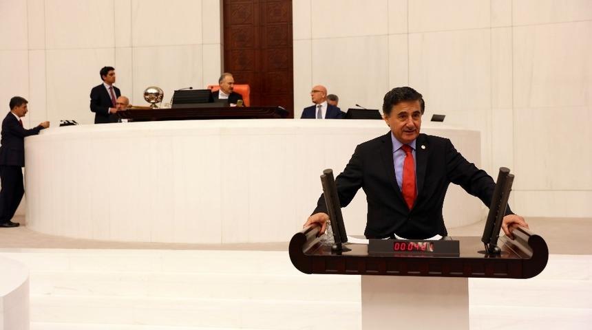 Milletvekili G&uuml;neş, Karab&uuml;k&rsquo;&uuml;n il oluşunun 24. yılını kutladı