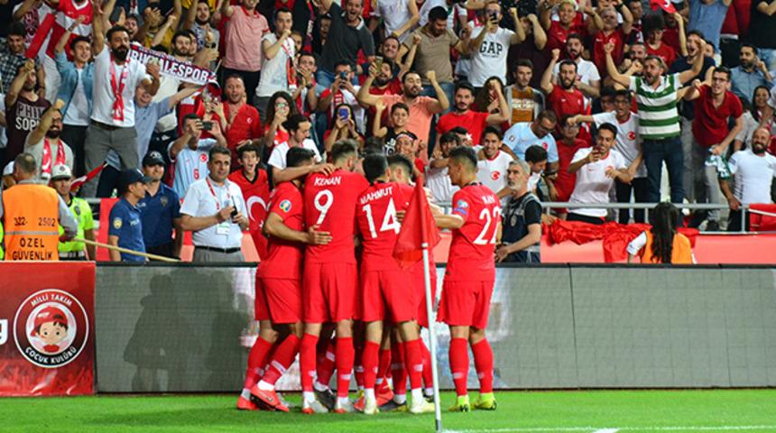 Türkiye, FIFA dünya sıralamasında yükseldi