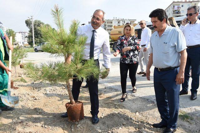 Tarsus’ta 151. yılda Türkan Saylan anısına 151 fidan dikildi