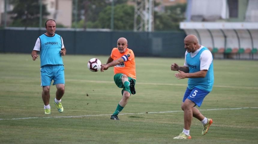 Masterlar dostluk ma&ccedil;ında karşılaştı