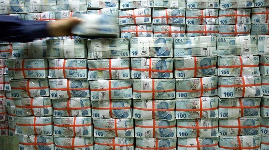 Cari açık 15 yılın en düşük seviyesine geriledi
