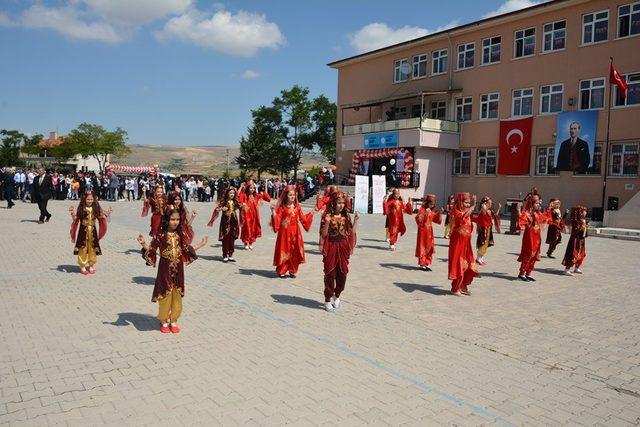 Kırıkkale’de 49 bin 77 öğrenci karne aldı