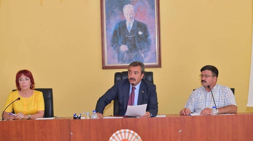 Doğu Akdeniz Belediyeler Birliği&rsquo;nde Soner &Ccedil;etin g&uuml;ven tazeledi