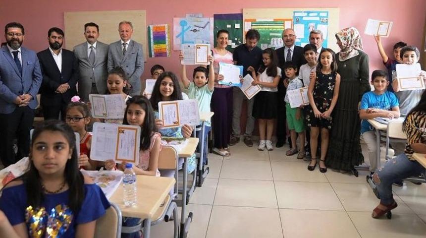 Mardin&rsquo;de 250 bin &ouml;ğrenci karne heyecanı yaşadı