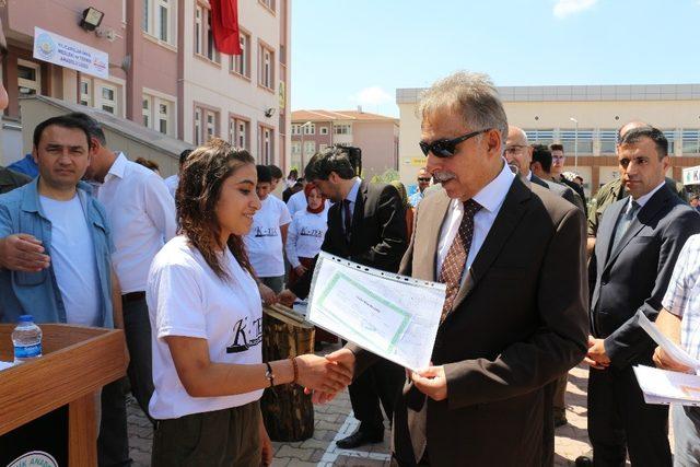 Konya’daki okullarda karne heyecanı