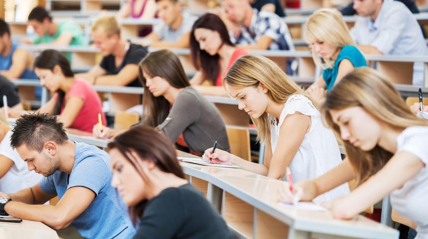 YKS &ouml;ncesinde aileler nasıl davranmalı?