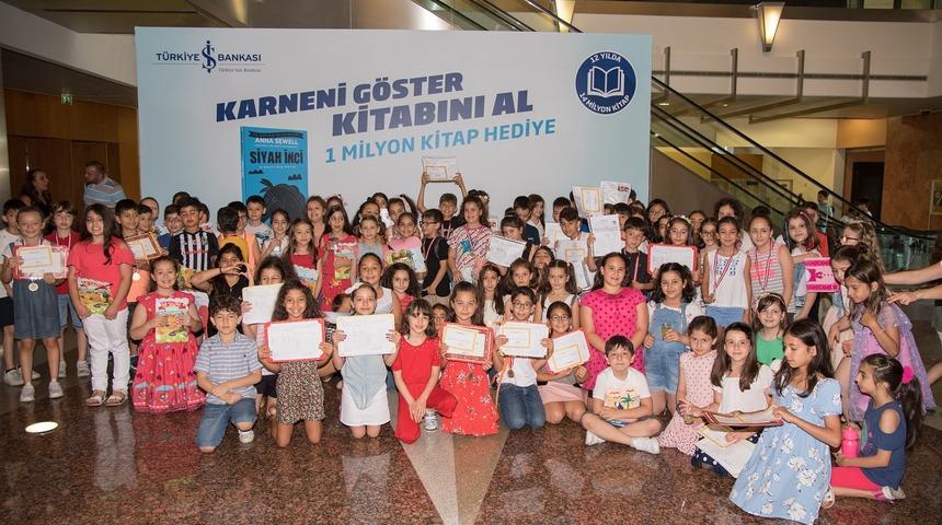 İş Bankası’ndan çocuklara karne hediyesi