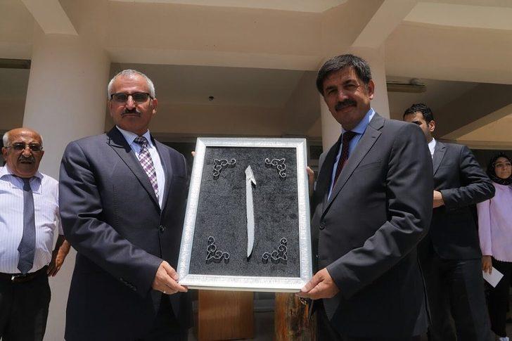 Başkan Aksun, karne dağıtım törenine katıldı G2