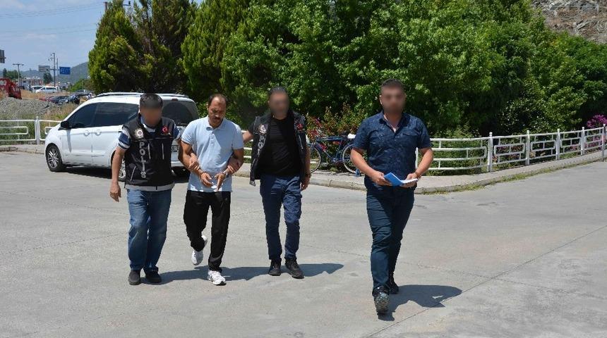 Cezaevi firarisi uyuşturucu satarken yakalandı