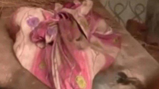 Öldürdüğü çocuğun cesedini yerken bulundu