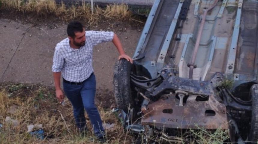 Gemerek’te trafik kazası 3 yaralı