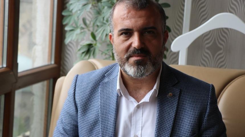 Eğitimci-Yazar Hacı Sarı: