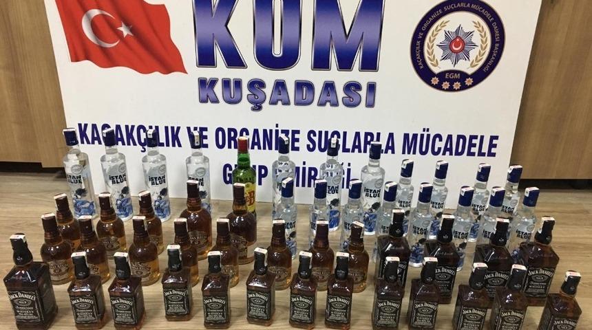 Kuşadası&rsquo;nda Barlar Sokağı&rsquo;na ka&ccedil;ak i&ccedil;ki operasyonu
