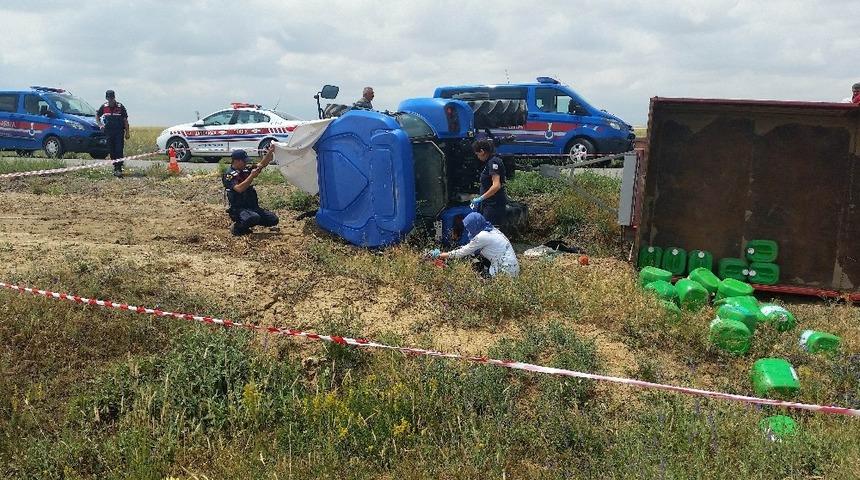 Trakt&ouml;r&uuml;n altında kalarak hayatını kaybetti