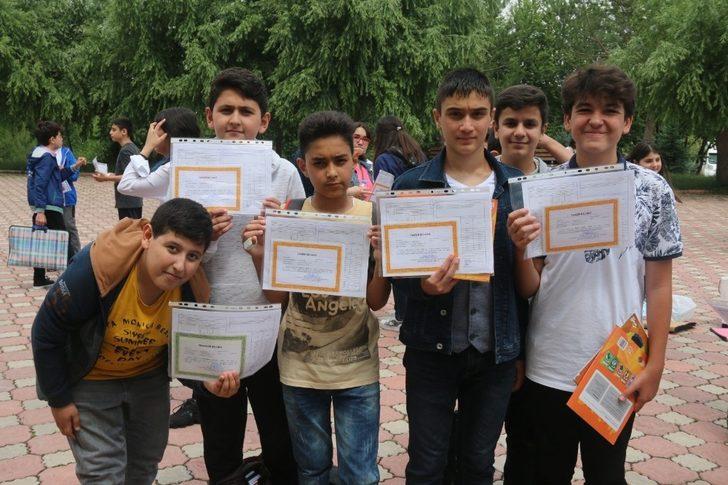 CÜ vakfı okullarında karne heyecanı G2