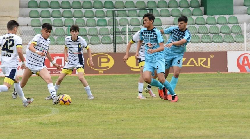 Atletikspor U16 takımı  Kırşehir&rsquo;de şampiyon oldu