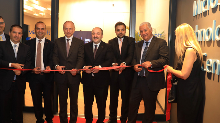 Microsoft Teknoloji Merkezi Türkiye Ekonomisine Değer Katacak!