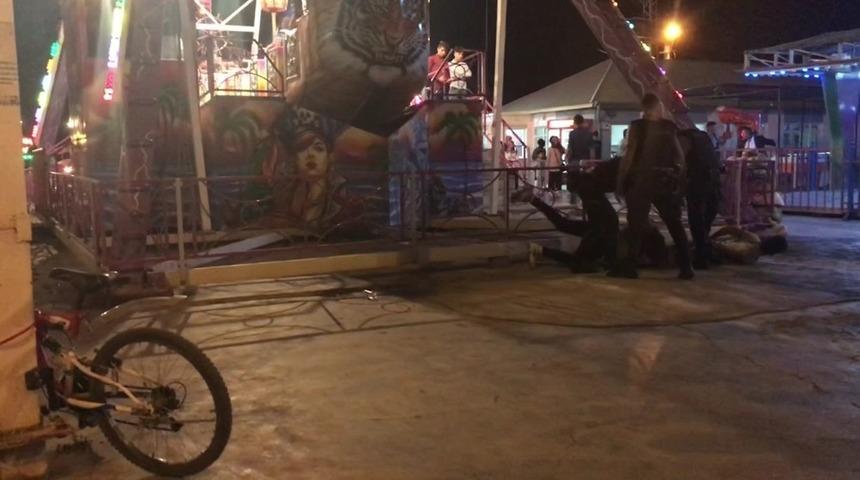 Gençler arasında sıra kavgası