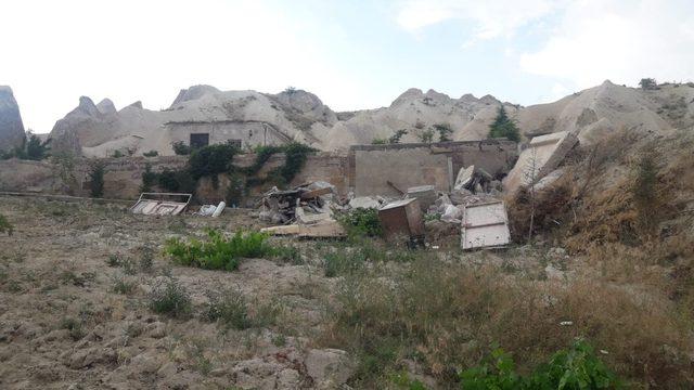 Kapadokya’da 9 kaçak yapı daha yıkılıyor