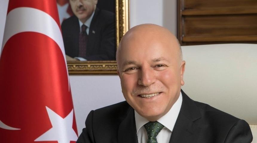 Başkan Sekmen&rsquo;den Babalar G&uuml;n&uuml; mesajı