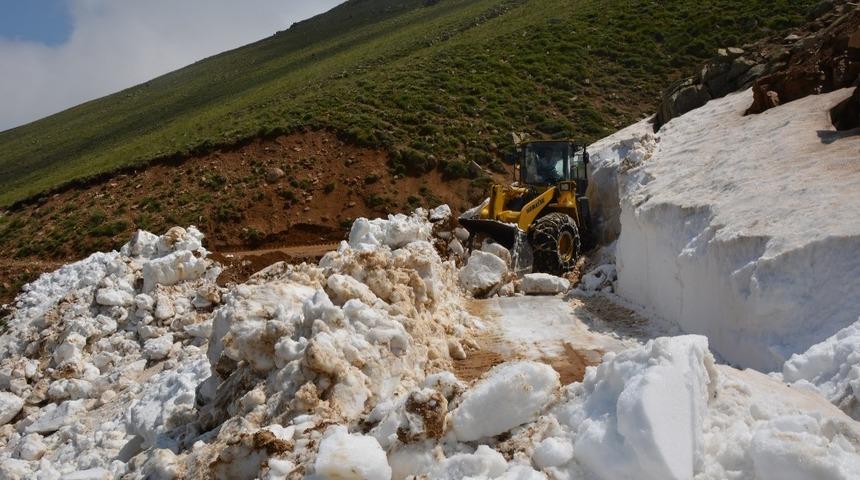 Haziran ayında karla m&uuml;cadele