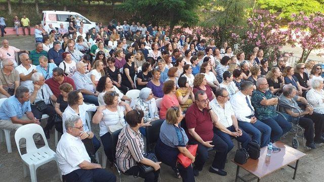 Yarım asır önce mezun oldukları okulda buluştular