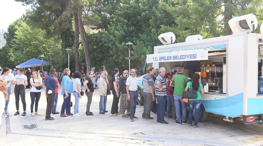 Efeler Belediyesi&rsquo;nden &uuml;niversite sınavına giren &ouml;ğrencilere ve ailelerine jest