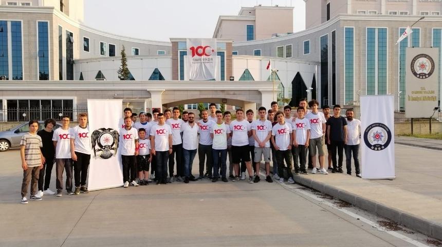 Polisten öğrencilere Çanakkale gezisi