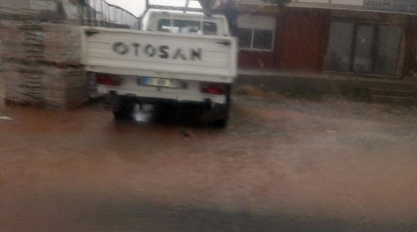 Haziran’da Didim’i dolu ve fırtına vurdu