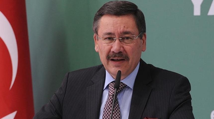 Melih Gökçek: Böyle bir aptallık, serserilik, geri zekalılık var mı?