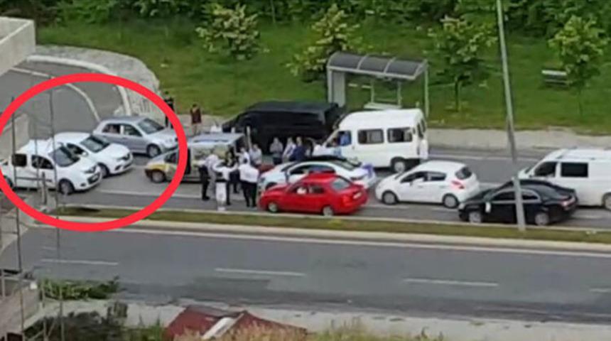 Yaptıkları pes dedirtti! 3 araç ters yöne girip...