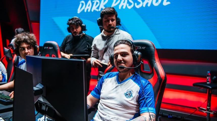 Dark Passage, SuperMassive galibiyetiyle eski günleri hatırlattı